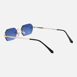 Judit | Stílusos és védő szemüveg