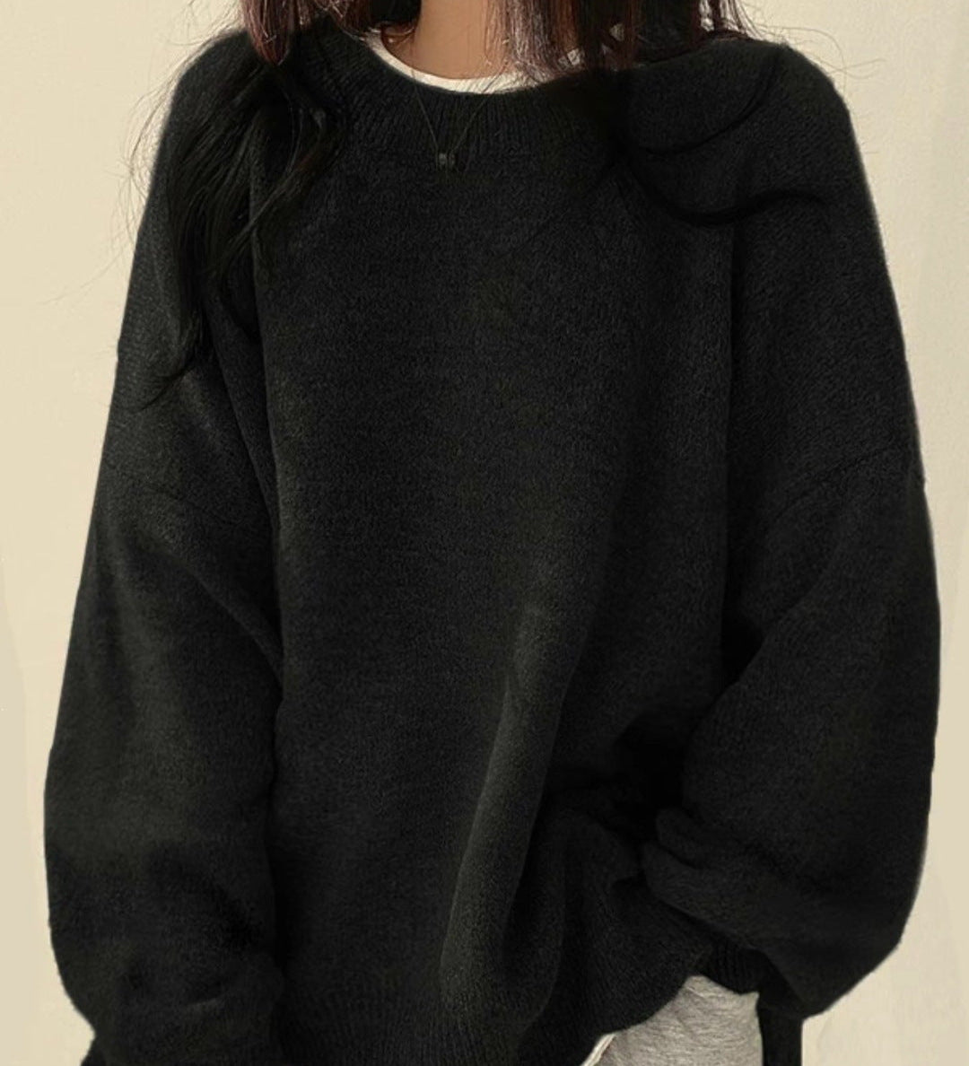 Kiara | Női lezser pulóver ejtett vállrésszel