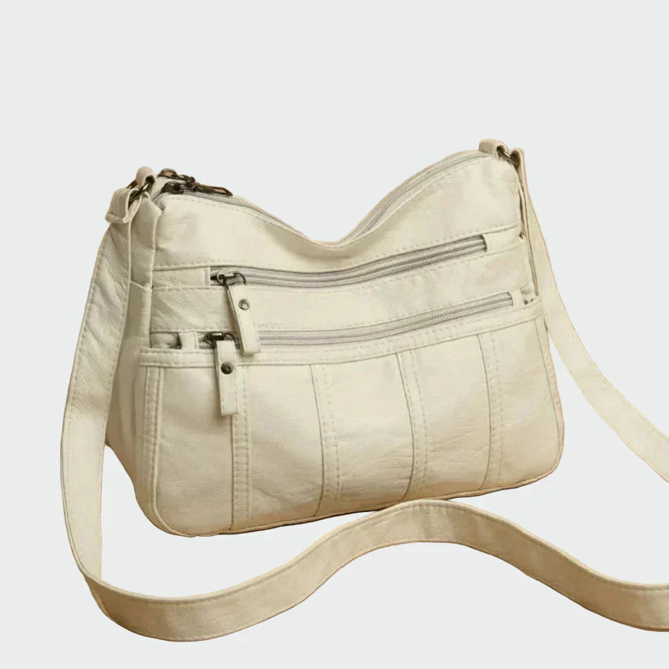 Ilona | Fekete puha válltáska cipzáras